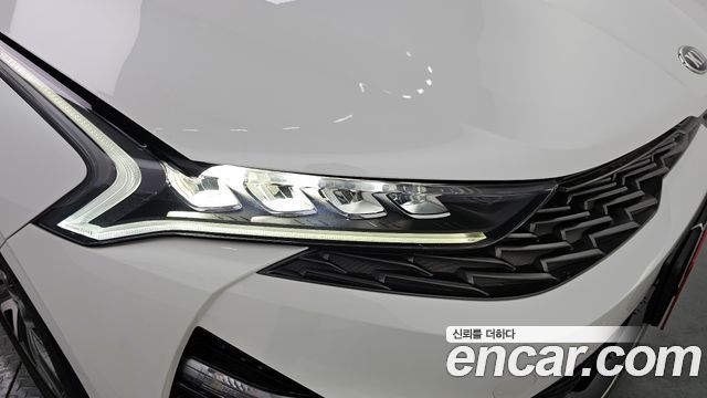 Kia K5 2021 — photo 8