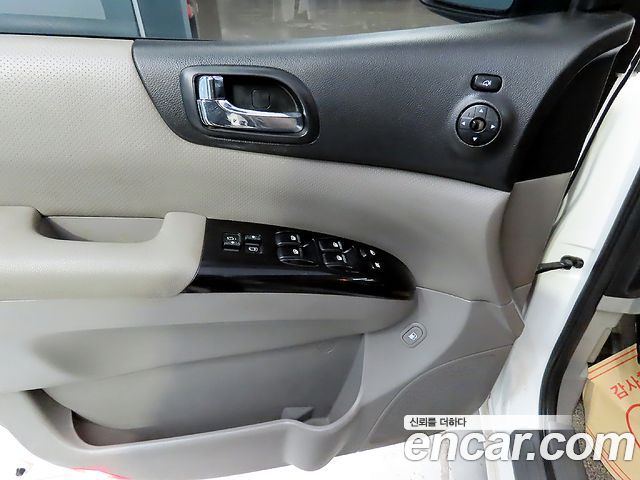 Kia Canival 2014 — photo 14