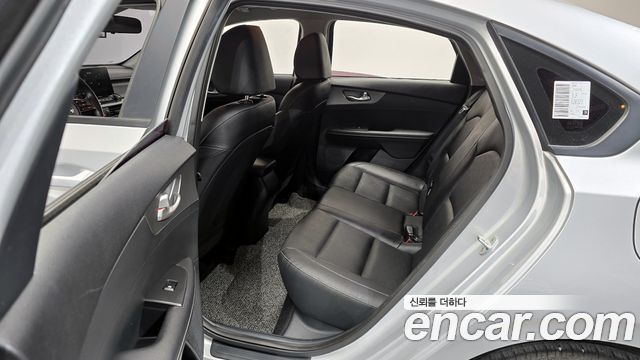 Kia K3 2019 — photo 12
