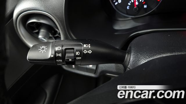 Kia K3 2019 — photo 17