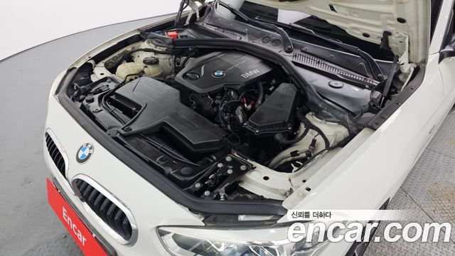 BMW 1-Series 2017 — photo 6