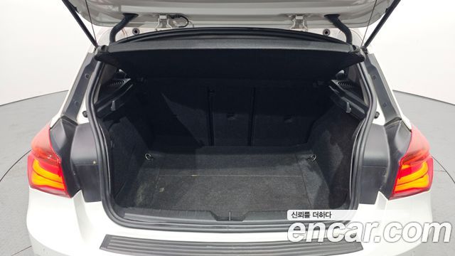 BMW 1-Series 2017 — photo 20