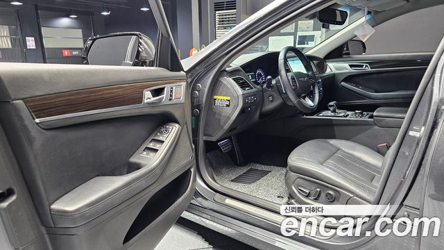 Genesis G80 2018 — photo 13