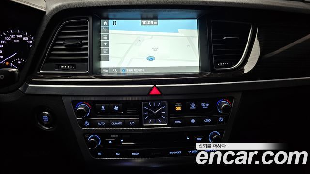 Genesis G80 2018 — photo 19