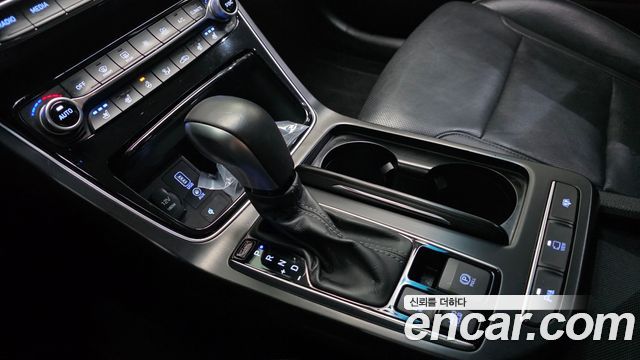 Hyundai Grandeur 2018 — photo 9