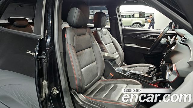 Chevrolet Korea Trailblazer 2022 — photo 17