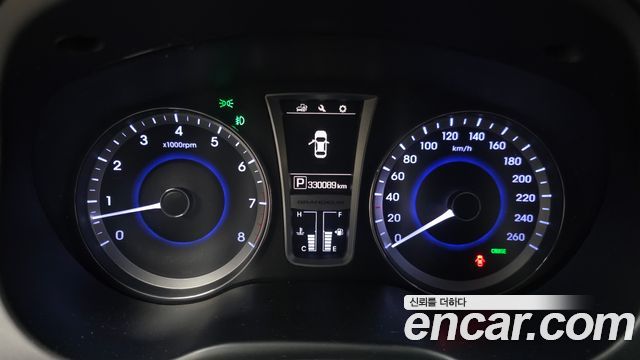 Hyundai Grandeur 2015 — photo 8