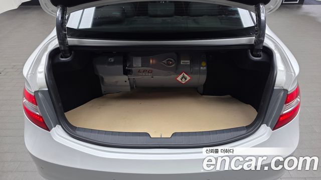 Hyundai Grandeur 2015 — photo 20