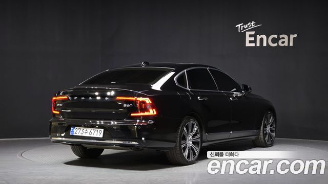 Volvo S90 2023 — photo 2