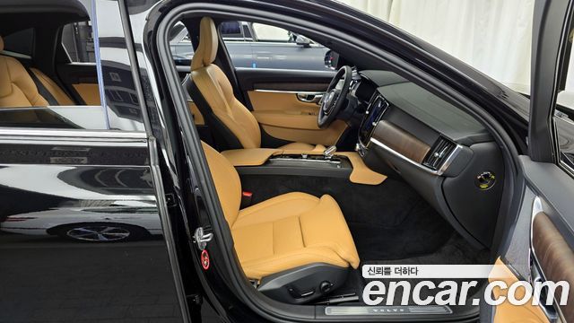 Volvo S90 2023 — photo 18