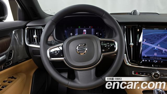 Volvo S90 2023 — photo 19
