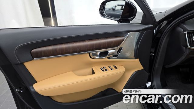Volvo S90 2023 — photo 14