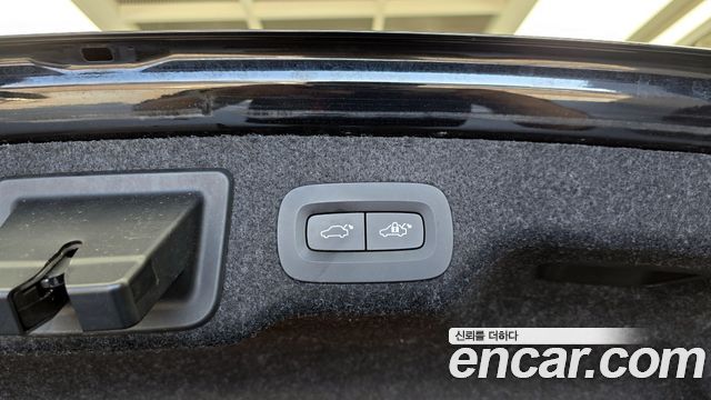 Volvo S90 2023 — photo 31