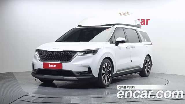Kia Canival 2022 — photo 1