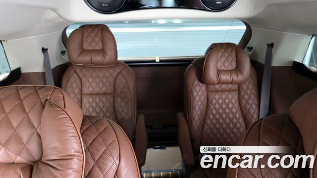 Kia Canival 2022 — photo 12