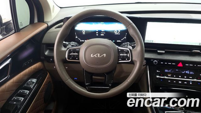 Kia Canival 2022 — photo 13