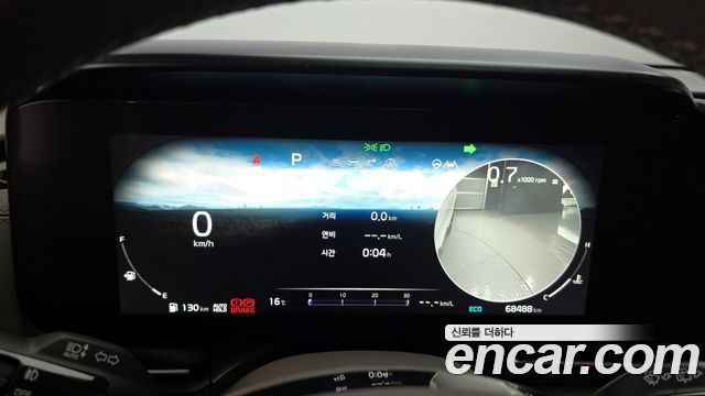 Kia Canival 2022 — photo 16