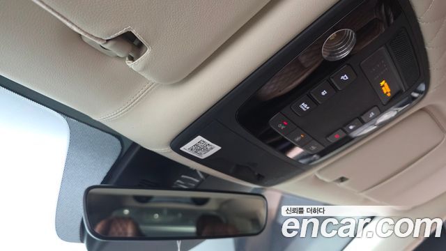 Kia Canival 2022 — photo 19