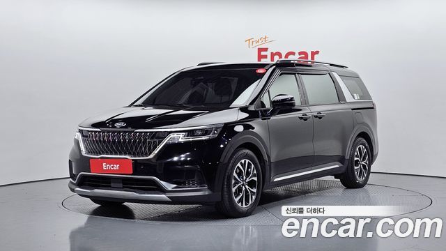 Kia Canival 2021 — photo 1