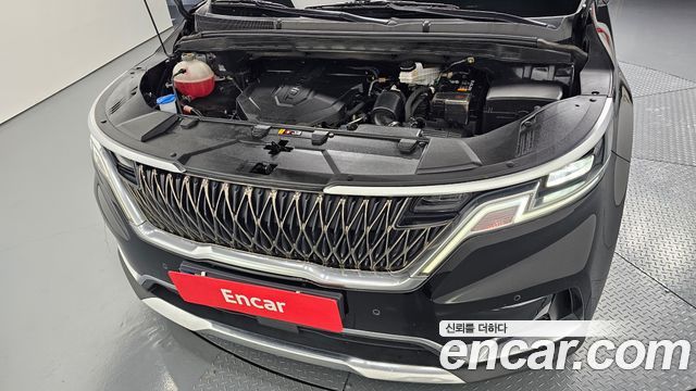 Kia Canival 2021 — photo 6