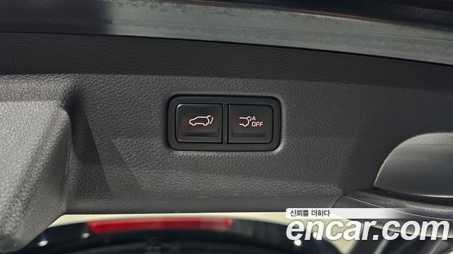 Kia Canival 2021 — photo 26