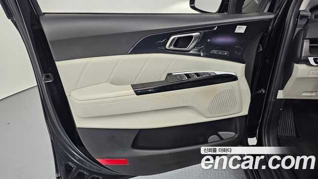 Kia Canival 2021 — photo 14