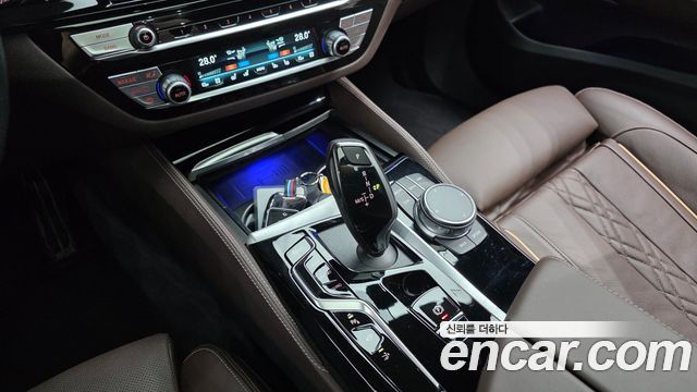 BMW Gran Turismo 2024 — photo 9