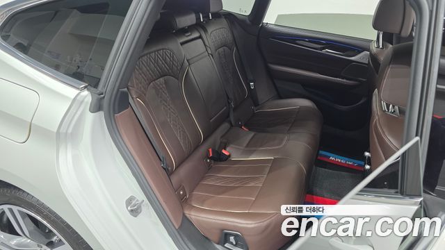 BMW Gran Turismo 2024 — photo 11