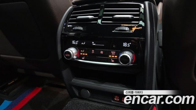 BMW Gran Turismo 2024 — photo 19