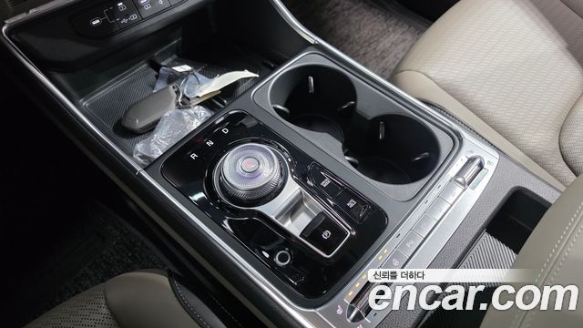 Kia Canival 2025 — photo 12