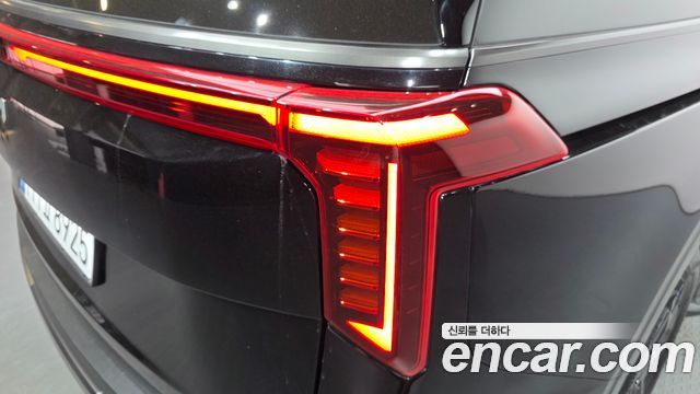 Kia Canival 2025 — photo 9