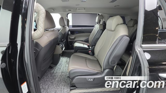 Kia Canival 2025 — photo 16