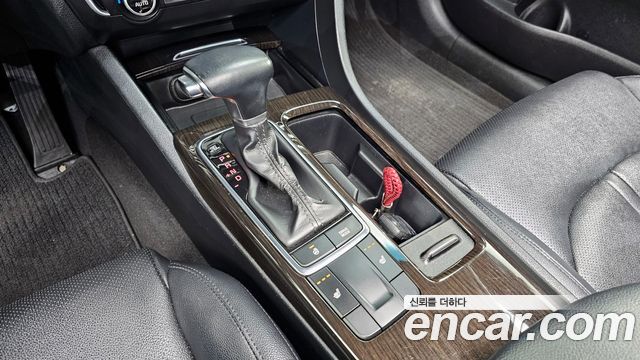 Kia K5 2016 — photo 12