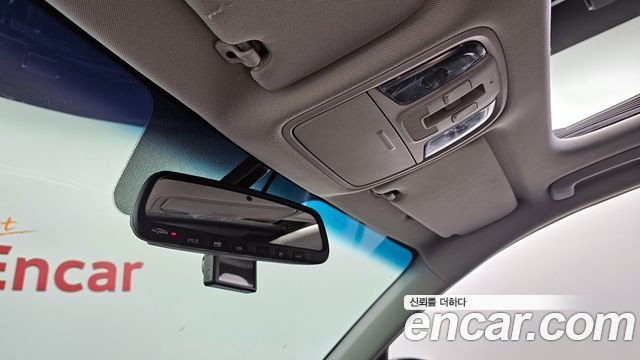 Kia K5 2016 — photo 25