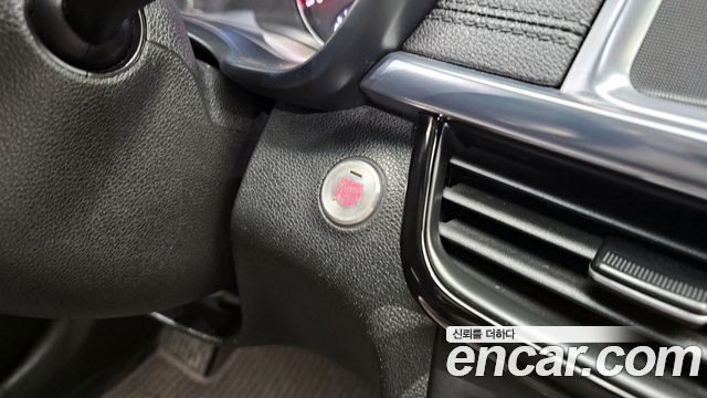 Kia K5 2016 — photo 28