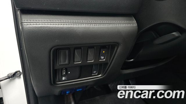 Renault Korea QM6 2021 — photo 23