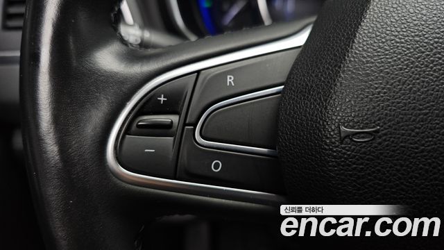 Renault Korea QM6 2021 — photo 29