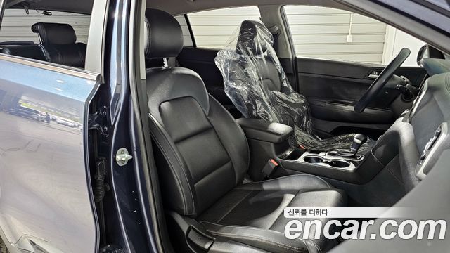 Kia Sportage 2016 — photo 17