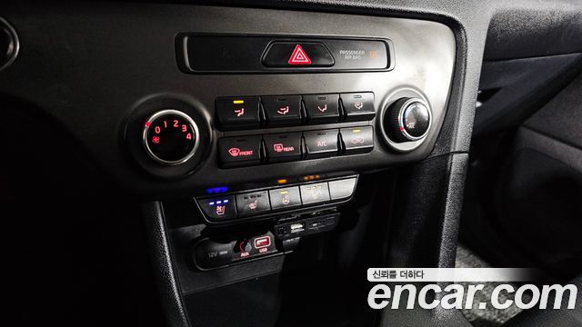 Kia Sportage 2016 — photo 23