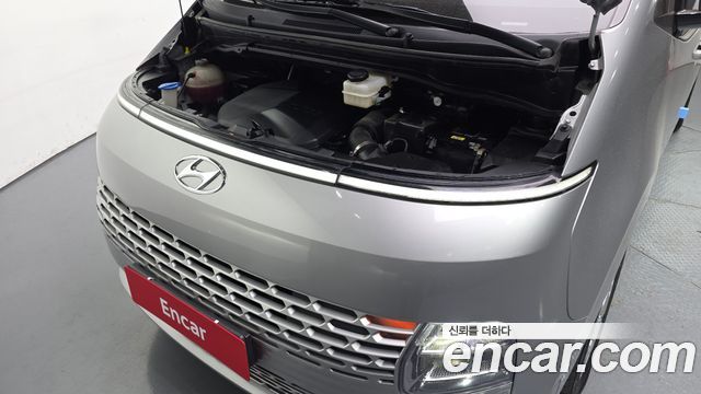 Hyundai Staria 2022 — photo 6