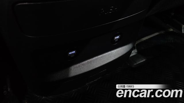 Hyundai Staria 2022 — photo 27