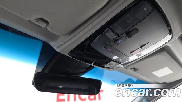 Hyundai Staria 2022 — photo 29