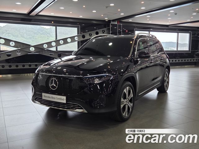 Mercedes-Benz EQB 2026 — photo 1