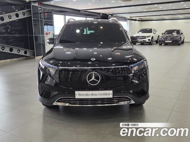 Mercedes-Benz EQB 2026 — photo 2
