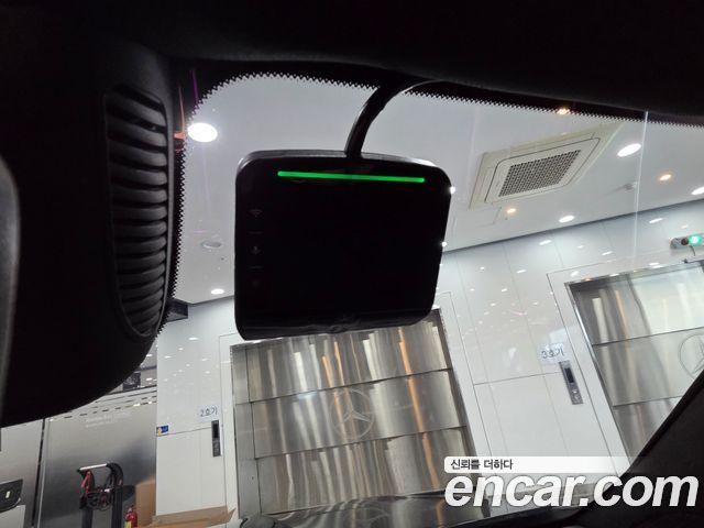 Mercedes-Benz EQB 2026 — photo 14