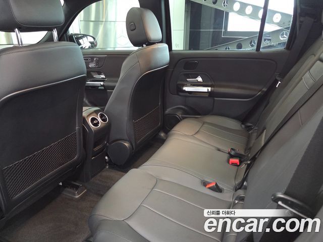 Mercedes-Benz EQB 2026 — photo 20