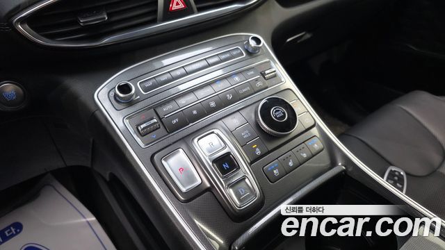Hyundai Santafe 2021 — photo 12