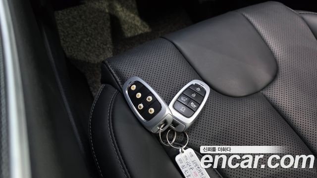 Hyundai Santafe 2021 — photo 23