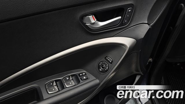 Hyundai Santafe 2015 — photo 16