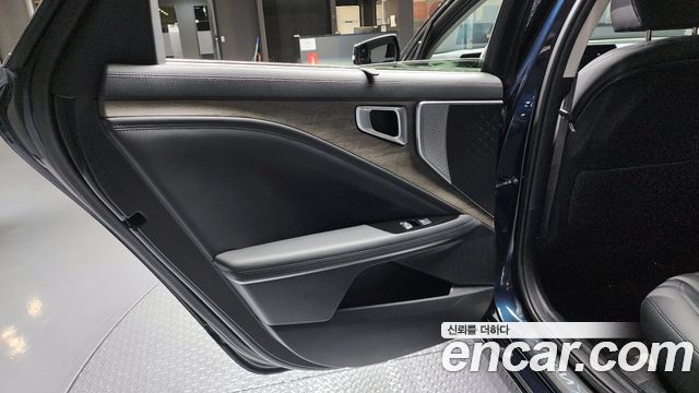 Kia K8 2023 — photo 15